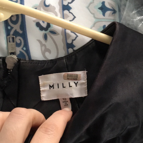 Fun and flirty - Picture 4 of 4